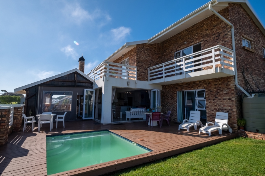 4 Bedroom Property for Sale in Cosy Corner Eastern Cape